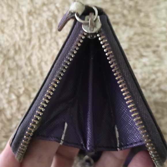 Coach L-Zip Signature Long Wallet With Purple Trim EUC - Picture 11 of 12